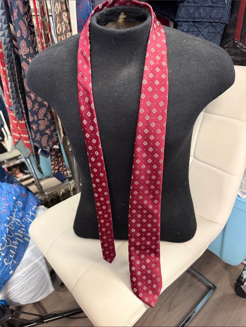 Men's Burgundy Geometric Silk Tie